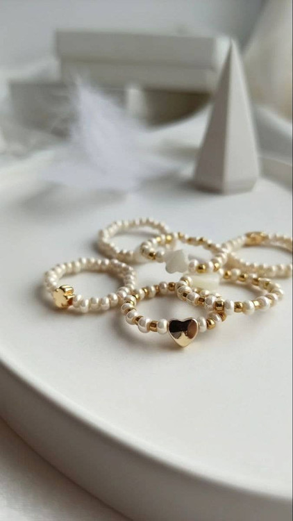 انگشتر و دستبند زنانه مرواریدی طلای ۱۸ عیار وزن از ۲۰۰ سوت