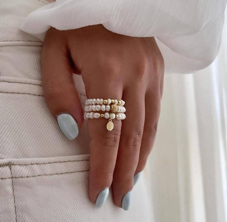 انگشتر و دستبند زنانه مرواریدی طلای ۱۸ عیار وزن از ۲۰۰ سوت