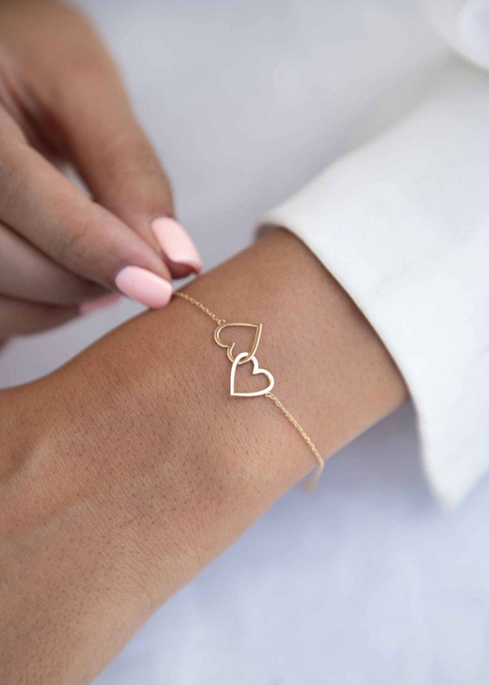 دستبند قلب زنانه طلای ۱۸ عیار وزن ۱.۰۱ گرم – طراحی ظریف و عاشقانه