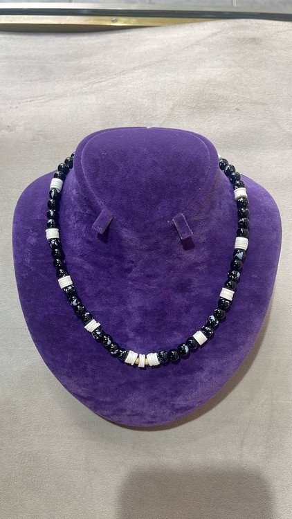 چوکر مردانه چرمی و طلا – وزن ۳۰۰ تا ۸۰۰ سوت – سبک اسپرت و شیک